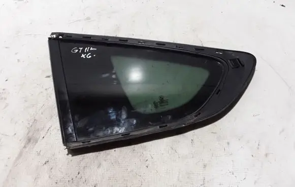 BMW 5 GT F07 Rear side window 7197901