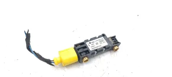 Audi A4 S4 B6 8E 8H Airbag deployment crash/impact sensor 8E0959643A 170503 3292