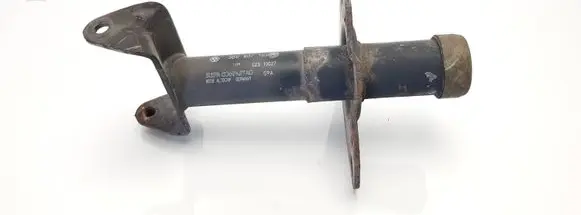 Volkswagen PASSAT B5 Front bumper shock/impact absorber 3B0807133A 02310027