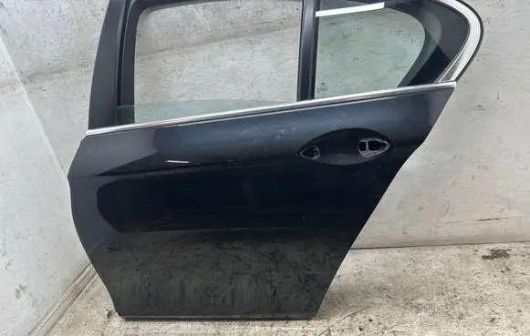 BMW 5 F10 F11 Rear door