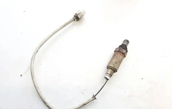 Subaru Impreza I Lambda probe sensor a24a51018
