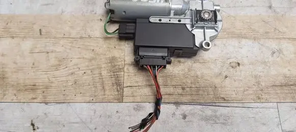 Opel Meriva A Rear door window regulator motor 404932 060705A 44019160