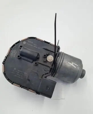 Volkswagen Golf VI Wiper motor 5K1955119