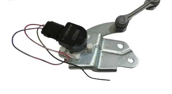 Mitsubishi Outlander Headlight level adjustment motor 8B0221 B0358311