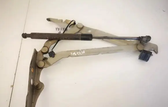 Volvo S80 Tailgate/trunk/boot hinge