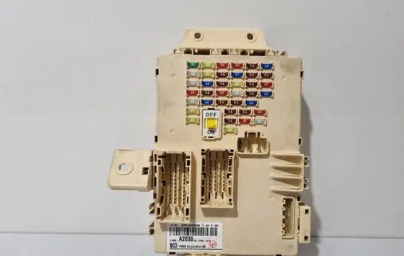 KIA Ceed Fuse module 91950A2030 1013921014 A203013092308