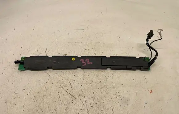 BMW 5 F10 F11 Aerial antenna amplifier 6931718 10819610