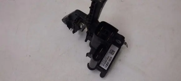 BMW 1 F20 F21 Battery relay fuse 929615001