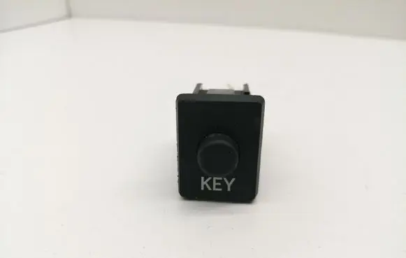 Toyota Prius (XW20) Central locking switch button 15A257 0820