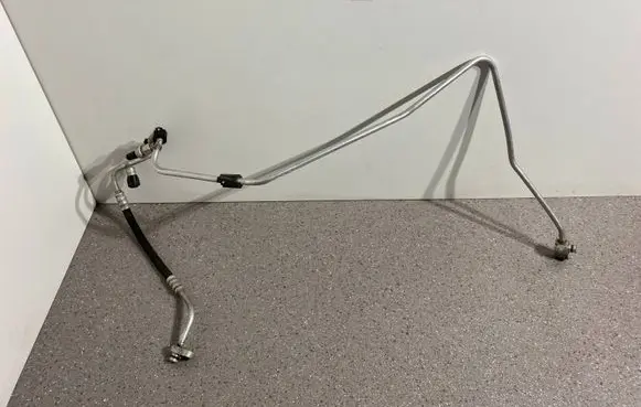 Audi Q3 8U Air conditioning (A/C) pipe/hose 8U0820741D 1K0959126D