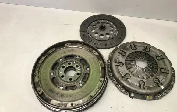 Audi A4 S4 B6 8E 8H Clutch set kit 123032411 323072710 415011210