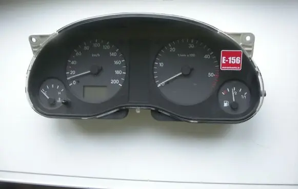 Volkswagen Sharan Speedometer (instrument cluster) 7M0919862S