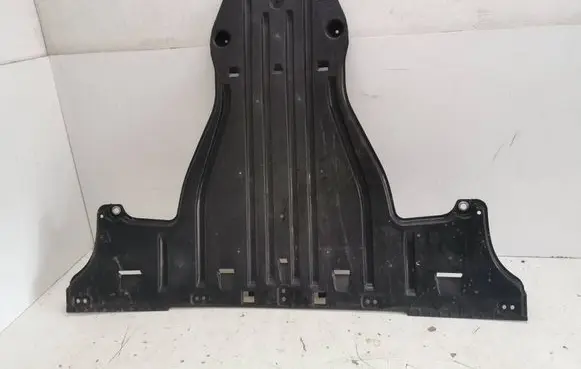 Volkswagen ID.7 Engine splash shield/under tray 1EE825102A
