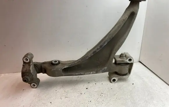Volvo XC60 Front lower control arm/wishbone