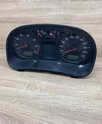 Volkswagen Golf IV Speedometer (instrument cluster) 1J0919861 0263611000