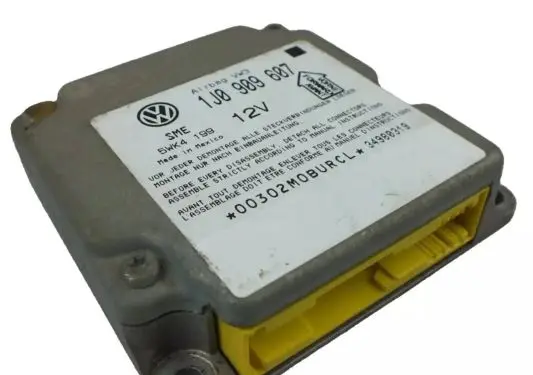Volkswagen PASSAT B5 Airbag control unit/module 1J0909607
