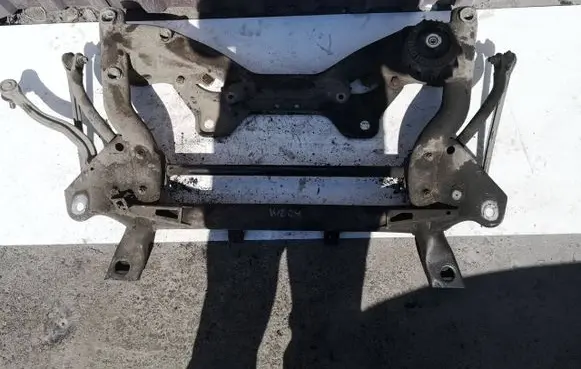 Mercedes-Benz C W204 Front subframe