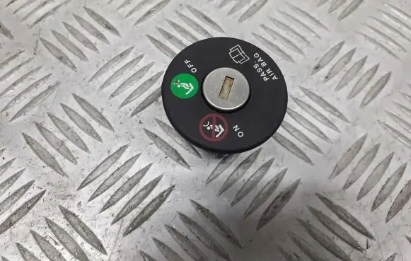 Alfa Romeo 147 Passenger airbag on/off switch 46480451