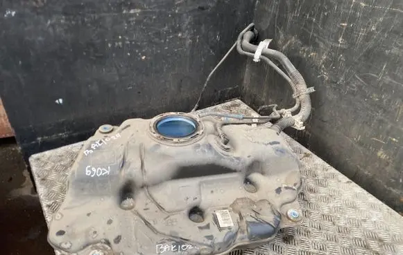 Toyota Yaris Cross Fuel tank 77100K0100