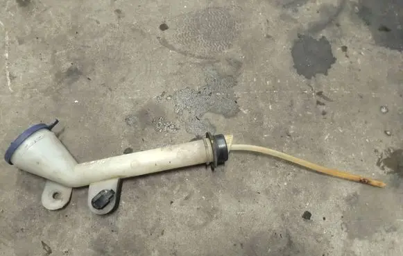 Peugeot 607 Window washer liquid tank fill tube 98049100 9629543480