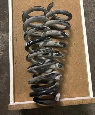 Mercedes-Benz C W203 Rear coil spring