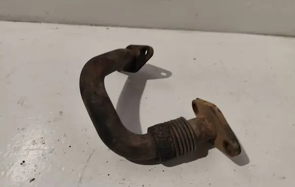 Volkswagen PASSAT B6 EGR valve line/pipe/hose 03G131521R