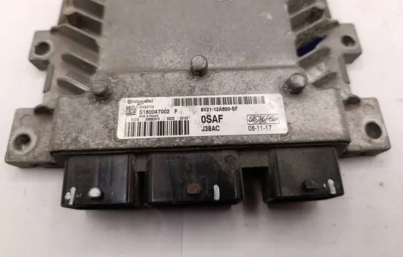 Ford Fiesta Engine control unit/module 8V2112A650SF S180047002F 8V2112A6503
