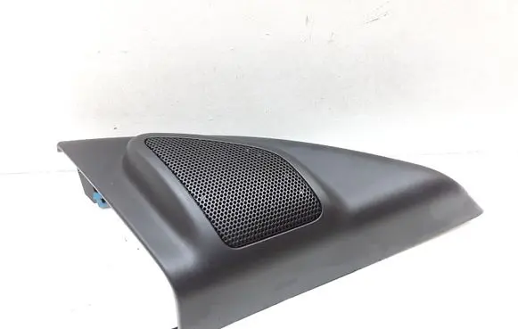 Volvo V70 Front door speaker 30781066