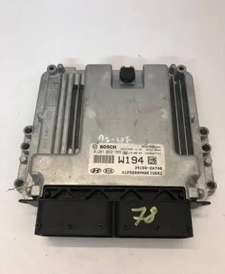 KIA Sportage Engine control unit/module 391502A740 0281032358 EDC17C57