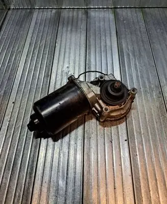 Suzuki Baleno EG Wiper motor