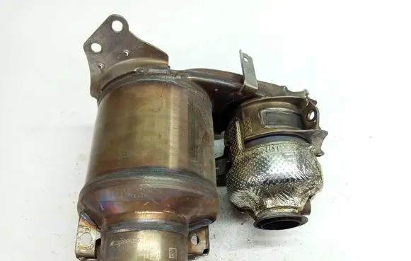 Volkswagen Caddy Catalyst/FAP/DPF particulate filter 04L131723DM 04L181AA 04L166CA