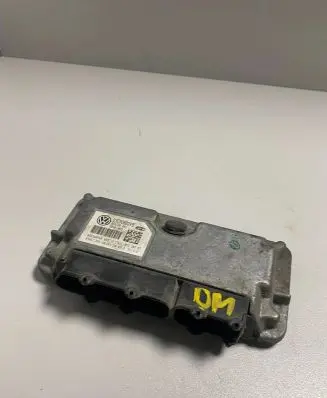 Skoda Fabia Mk2 (5J) Engine control unit/module 03C906024B 6GE34WPAH 6160139303