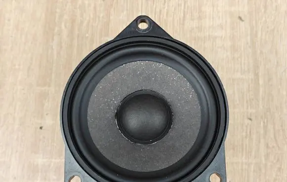 BMW 4 G22 G23 G24 G26 Panel speaker 2622545