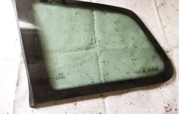 Ford Focus C-MAX Rear side window as2