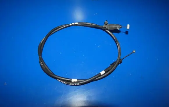 Hyundai i40 Engine bonnet/hood lock release cable 