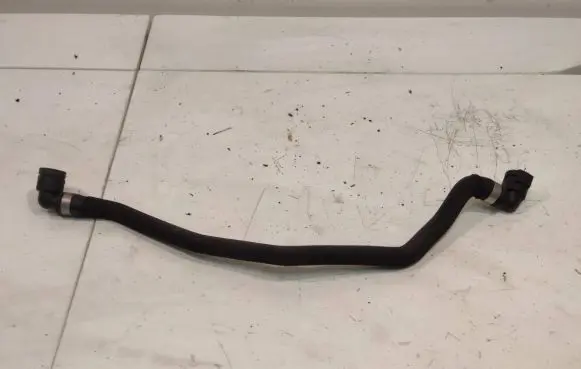 BMW 6 F12 F13 Engine coolant pipe/hose 17122284285