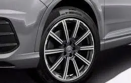 Audi Q7 4M R20 alloy rim 4M0601025AD