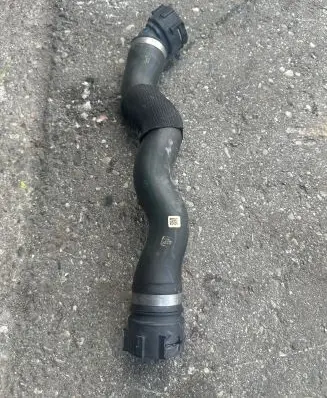 BMW 5 G30 G31 Engine coolant pipe/hose 162697