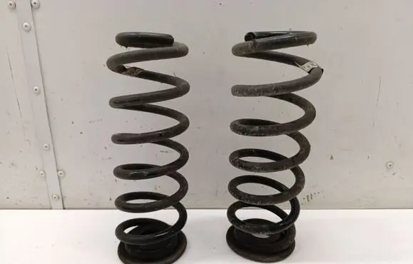 Volkswagen Golf VIII Rear coil spring 5WA511115