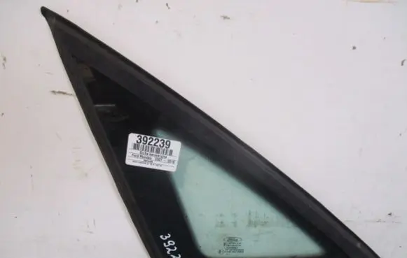 Ford Mondeo MK IV Rear side window