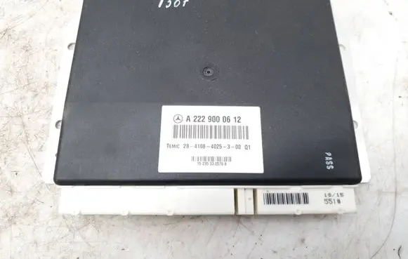 Mercedes-Benz C W205 Air suspension control unit module (rear) A2229000612