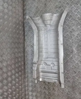 BMW X7 G07 Exhaust heat shield 7424931