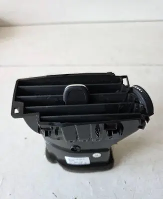 Opel Astra K Dashboard side air vent grill/cover trim 39079603 25072017