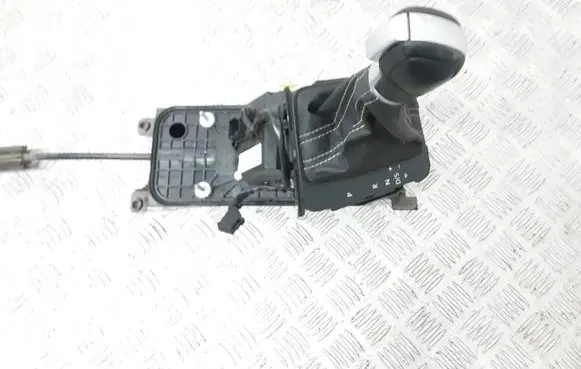Volkswagen Golf VII Gear selector 5Q1713041G 10011826300 5304E0L1