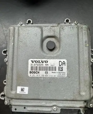 Volvo XC90 Engine control unit/module 31372225AA 0281019168