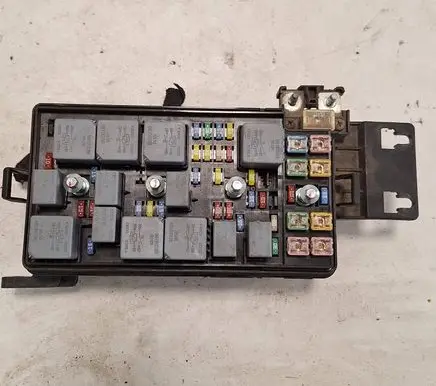 Chevrolet Epica Fuse module 96646698 10202001203