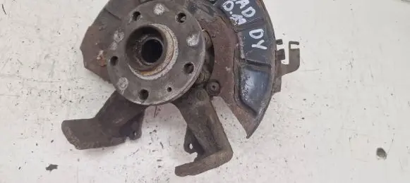 Volkswagen Caddy Front wheel hub