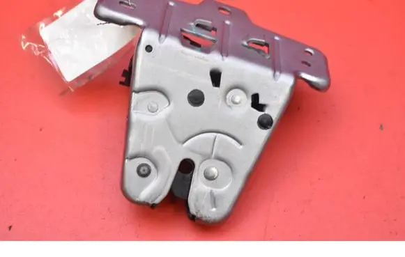 Volvo S90, V90 Tailgate/trunk/boot lock/catch/latch 32149884