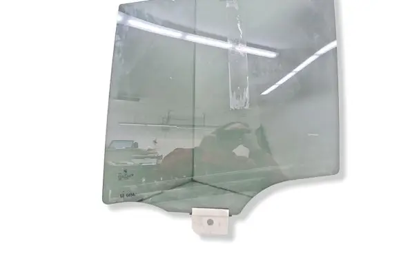 BMW X5 G05 Rear door window glass AS3