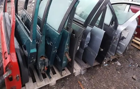 Ford Galaxy Front door